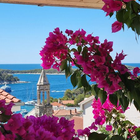 Apartments Luci Đảo Hvar Phòng bức ảnh