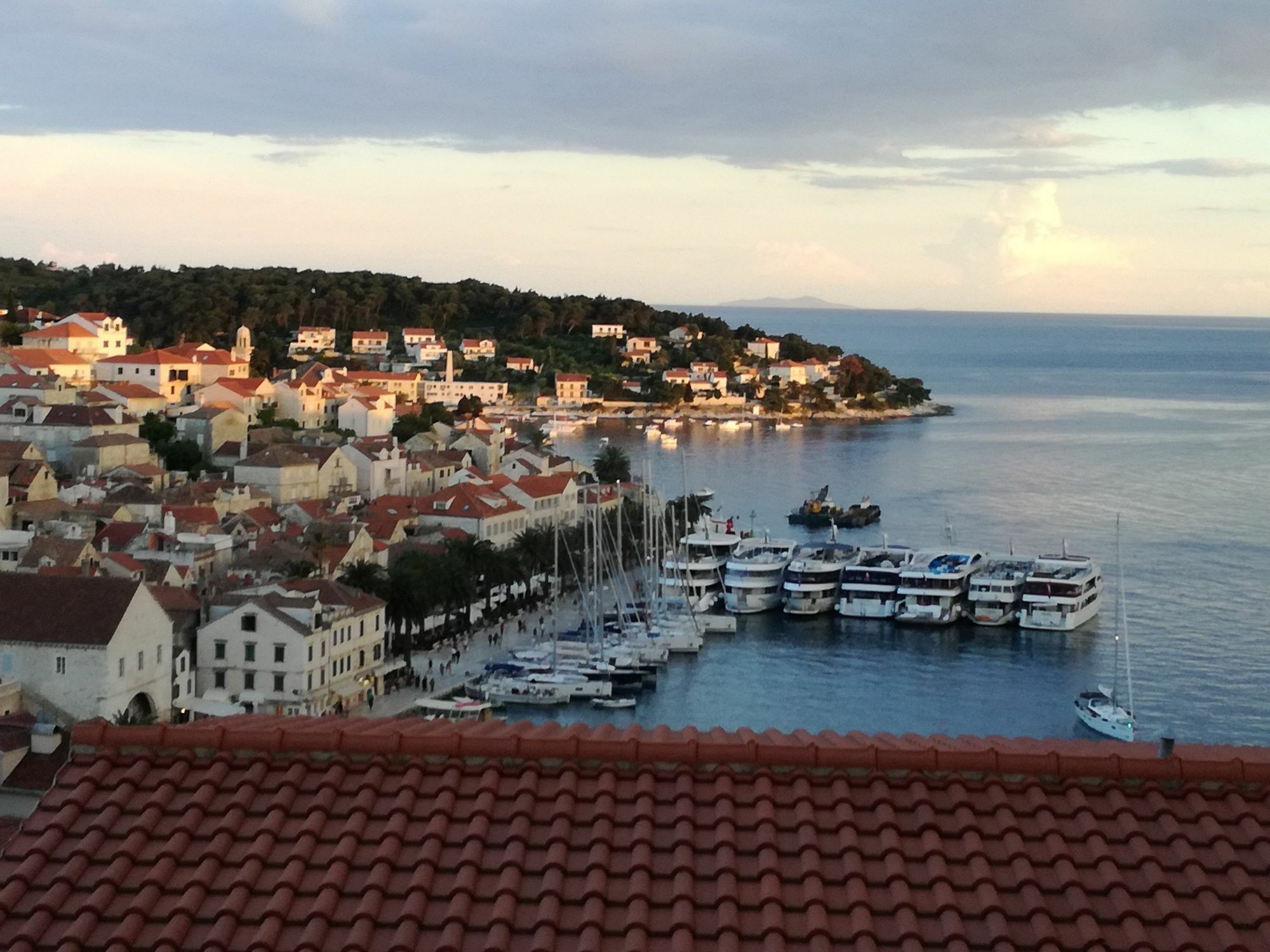 Apartments Luci Đảo Hvar Ngoại thất bức ảnh